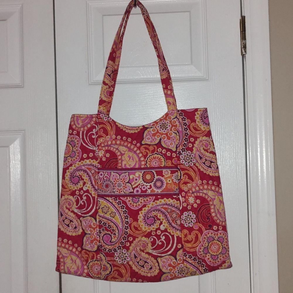 Vera Bradley Tote Bag Rasberry Fizz  Pattern Retired  NWOT
